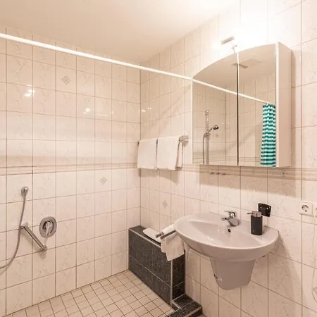 Schaefer's Michaelsberg * Gundelsheim