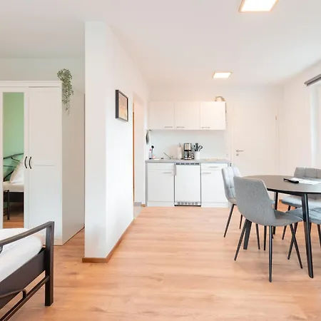 Schaefer's Michaelsberg Apartment *